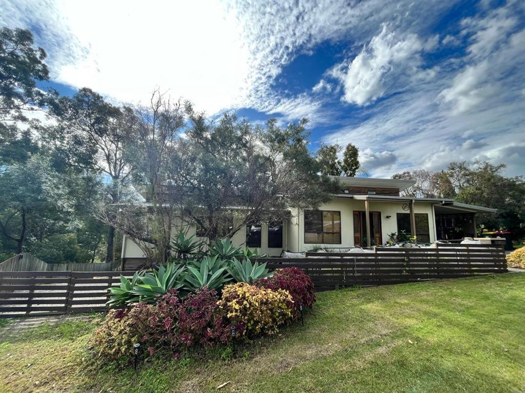 Stylish Guest Suite In Everton Hills Brisbane Exterior foto